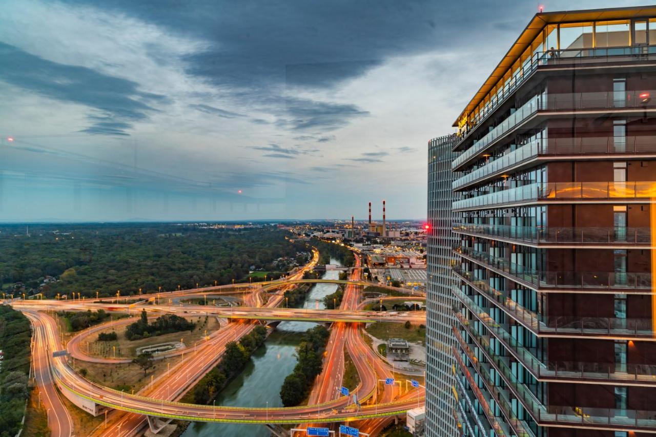 Triiiple Tower Dream Apartments With Rooftop-Summer-Pool Vienna Luaran gambar